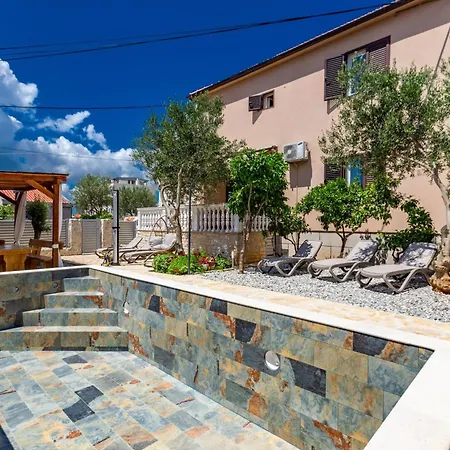 شقة Lovely Leisure With Pool *